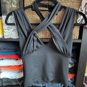 Bebe Criss Cross Open Front Crop Sz Xs